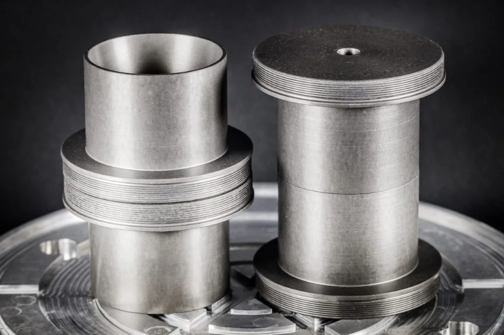 مكونات أسطوانية