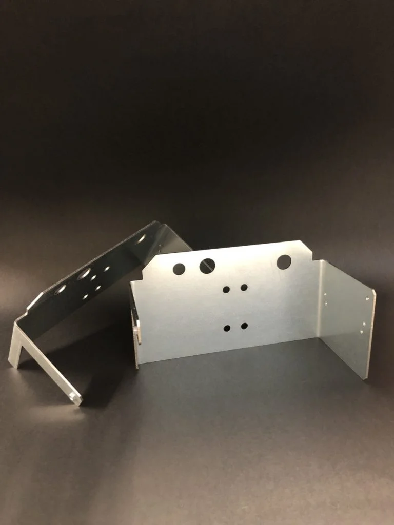 دعامات معدنية